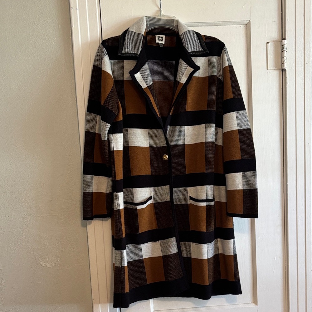 Anne Klein Black and Brown Knit Sweater
